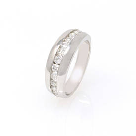 Channel Set Diamond Band (0.94 ct)