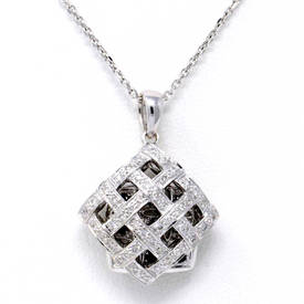 Crisscross Sapphire Pendant (0.72 ct)