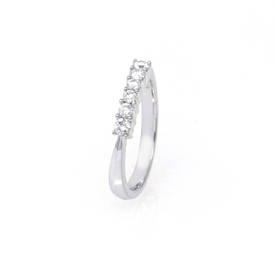 Six Stone Band (0.32 ct)