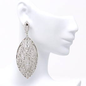 Dazzling Leaf Earrings (12.50 ct)