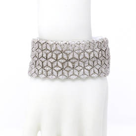 Flower Brilliant-Cut Diamond Bracelet (22.10 Ct)