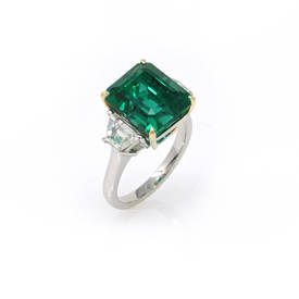 Three Stone Emerald Diamond Ring (11.87 ct)